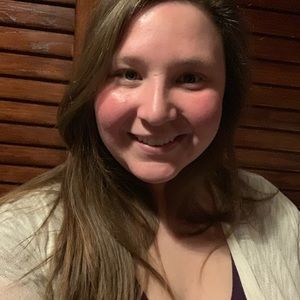 Meet your Posher, Marissa